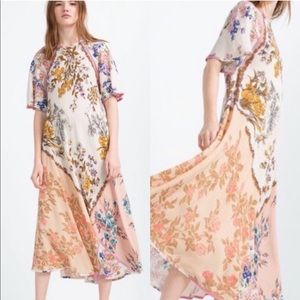 ZARA TRAFALUC | FLORAL MAXI DRESS Sz M